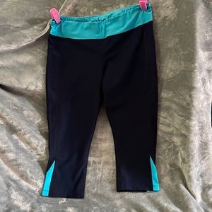 Xersion brand, size Large, color bright blue